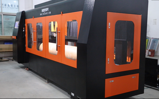 آلة قطع الخشب الدوارة CNC ذات الاستهلاك المنخفض TSD-RC300 للكرتون المموج وصنع القوالب الدوارة